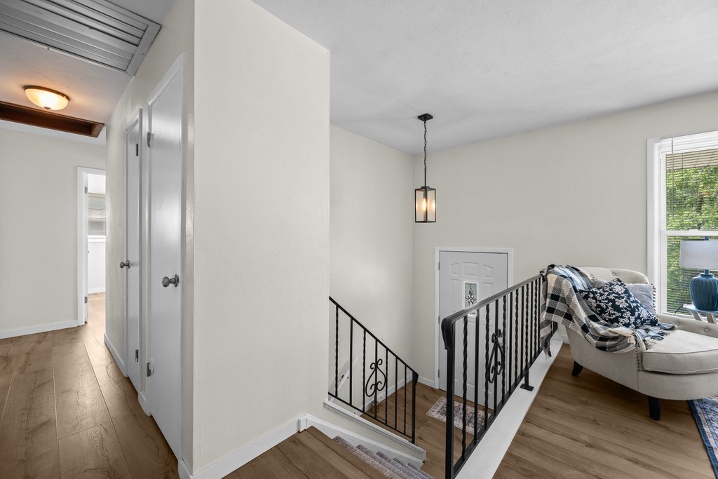 1272 Golden Valley Drive Property Photo 14