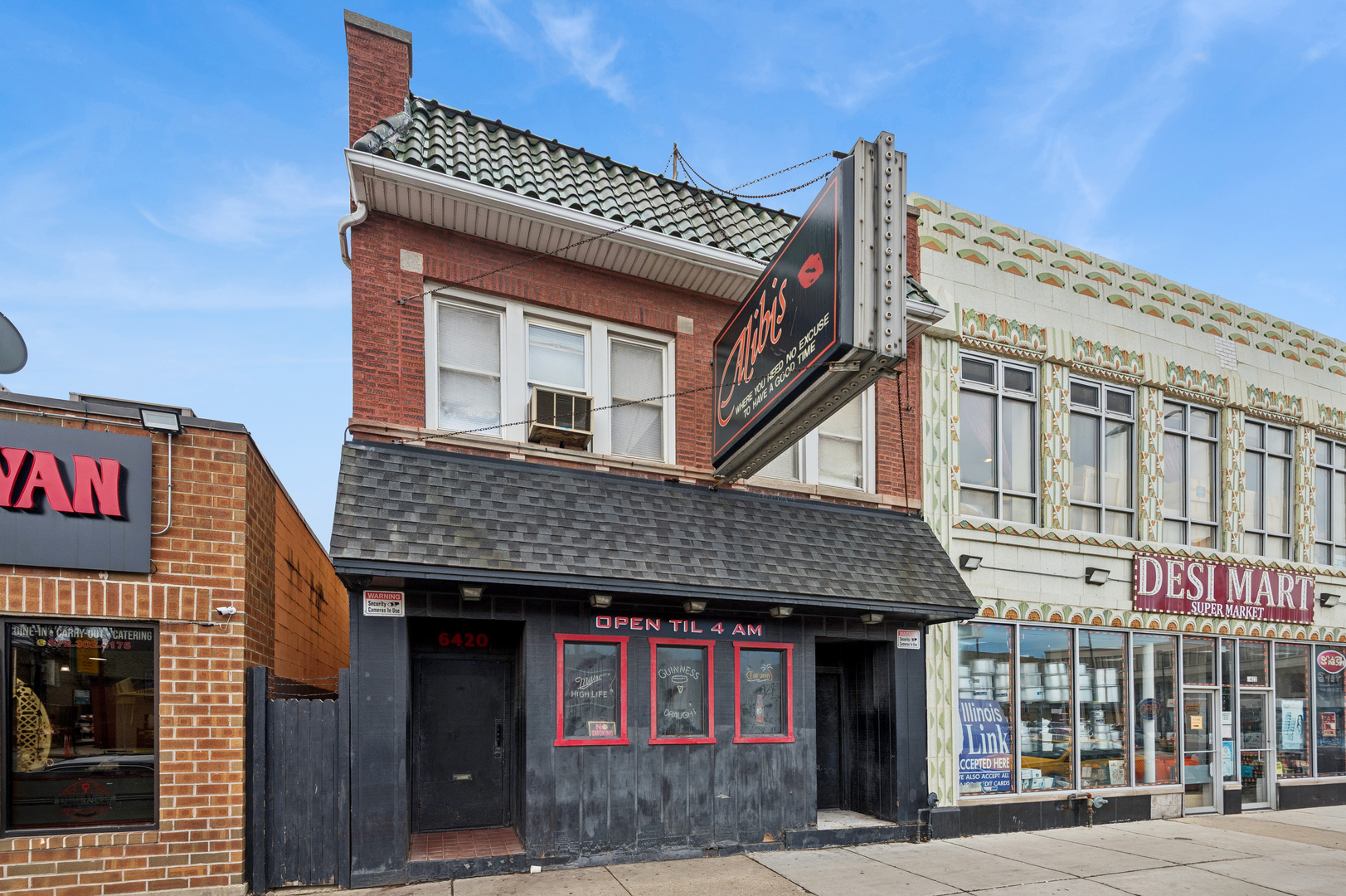 6420 N Western Avenue Property Photo 1