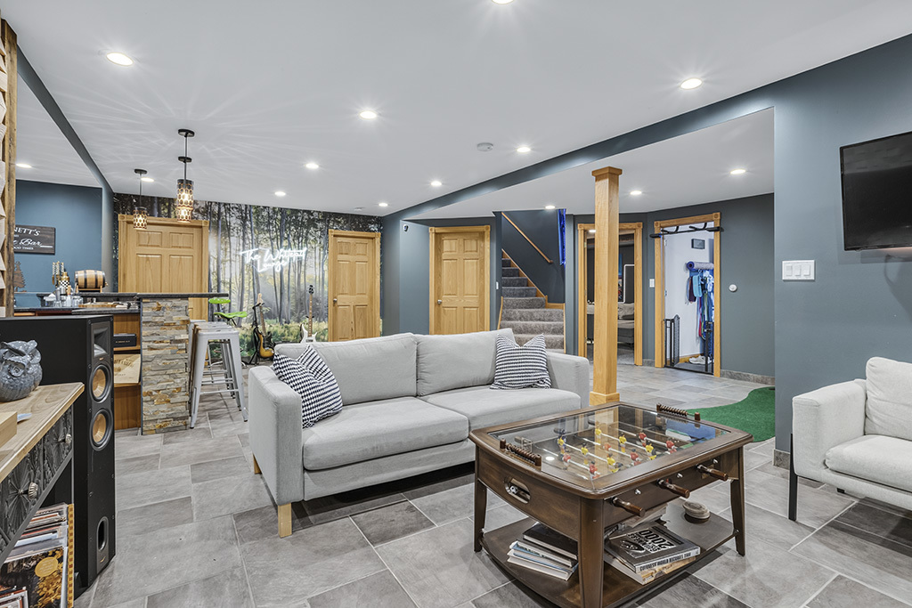 16556 Pine Hill Drive Property Photo 57
