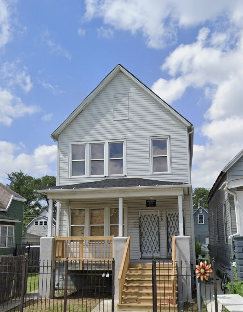 320 W 111th Place Property Photo 1