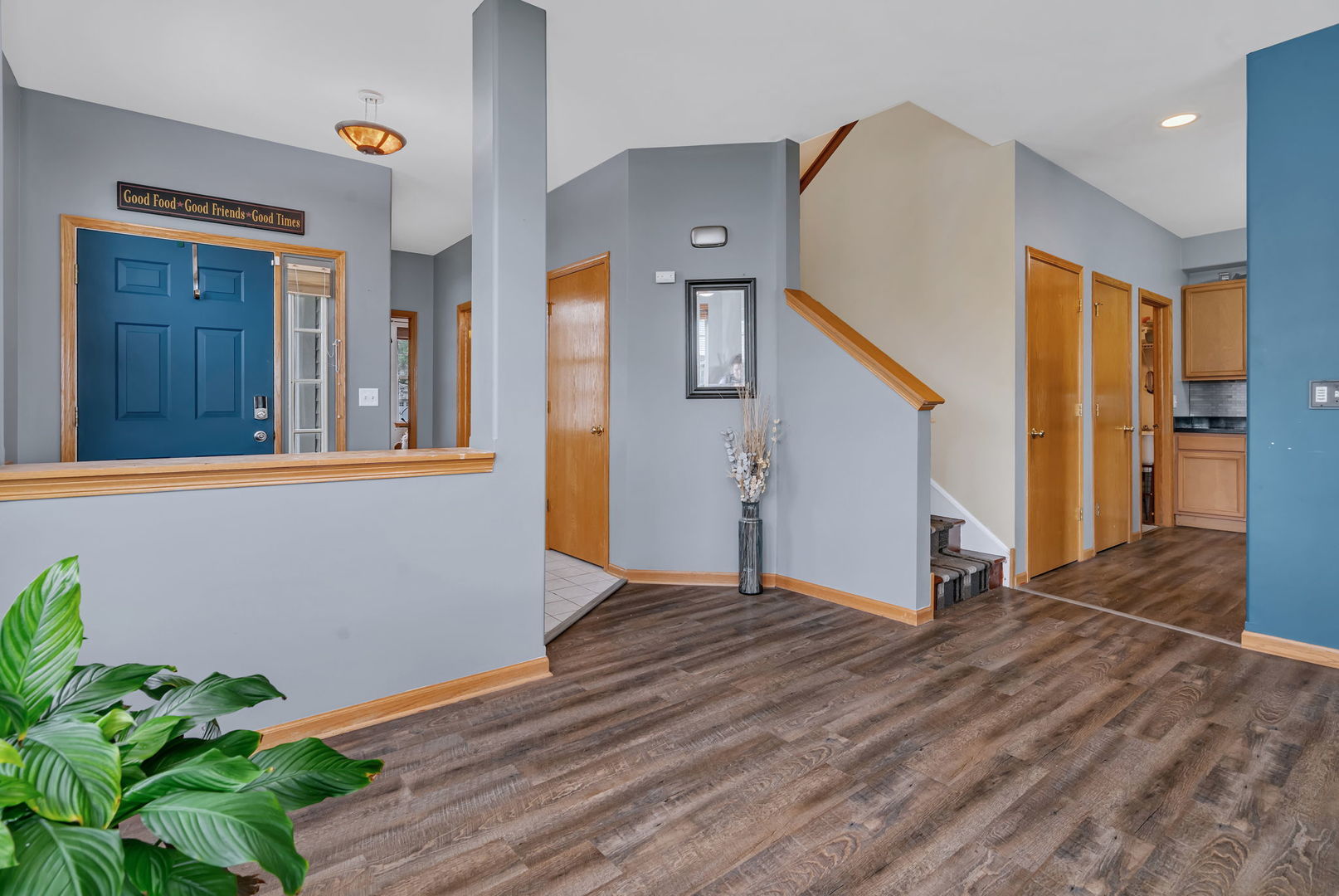 16107 Huron Street Property Photo 6