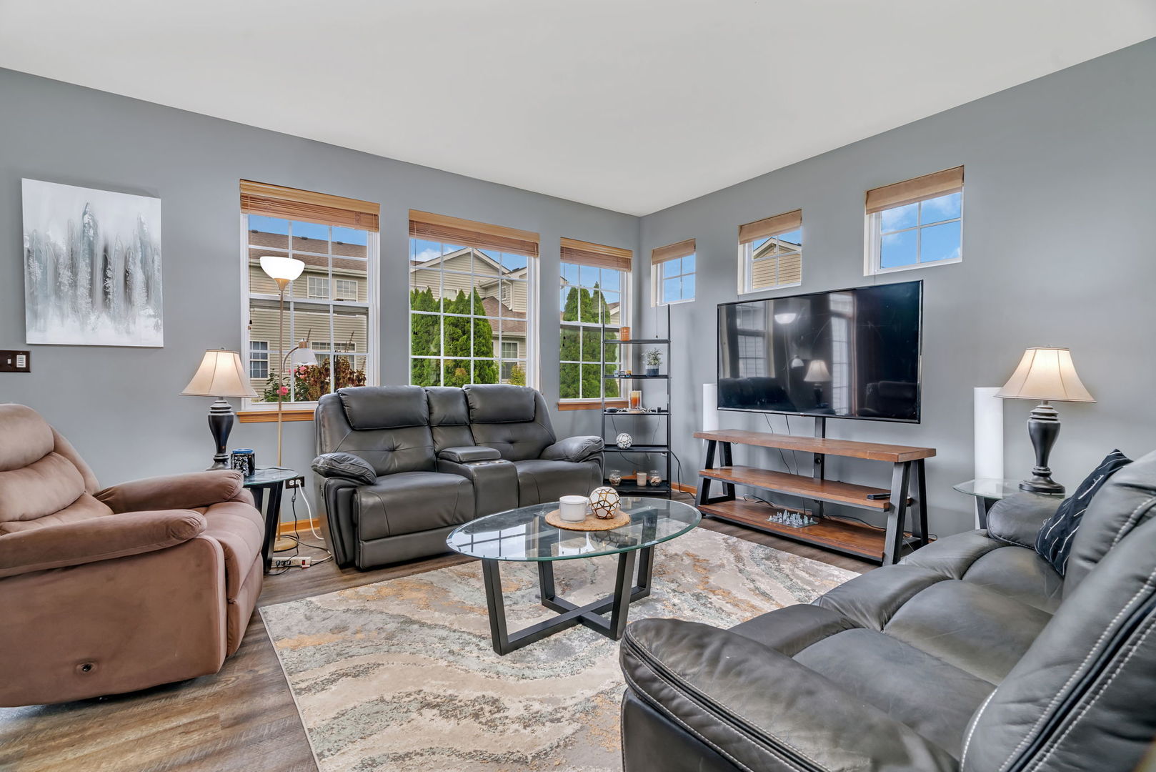 16107 Huron Street Property Photo 7