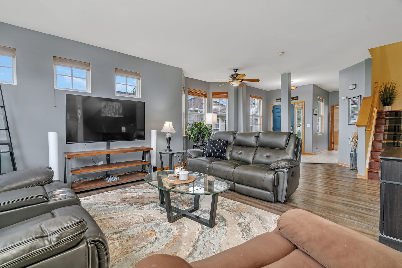 16107 Huron Street Property Photo 8