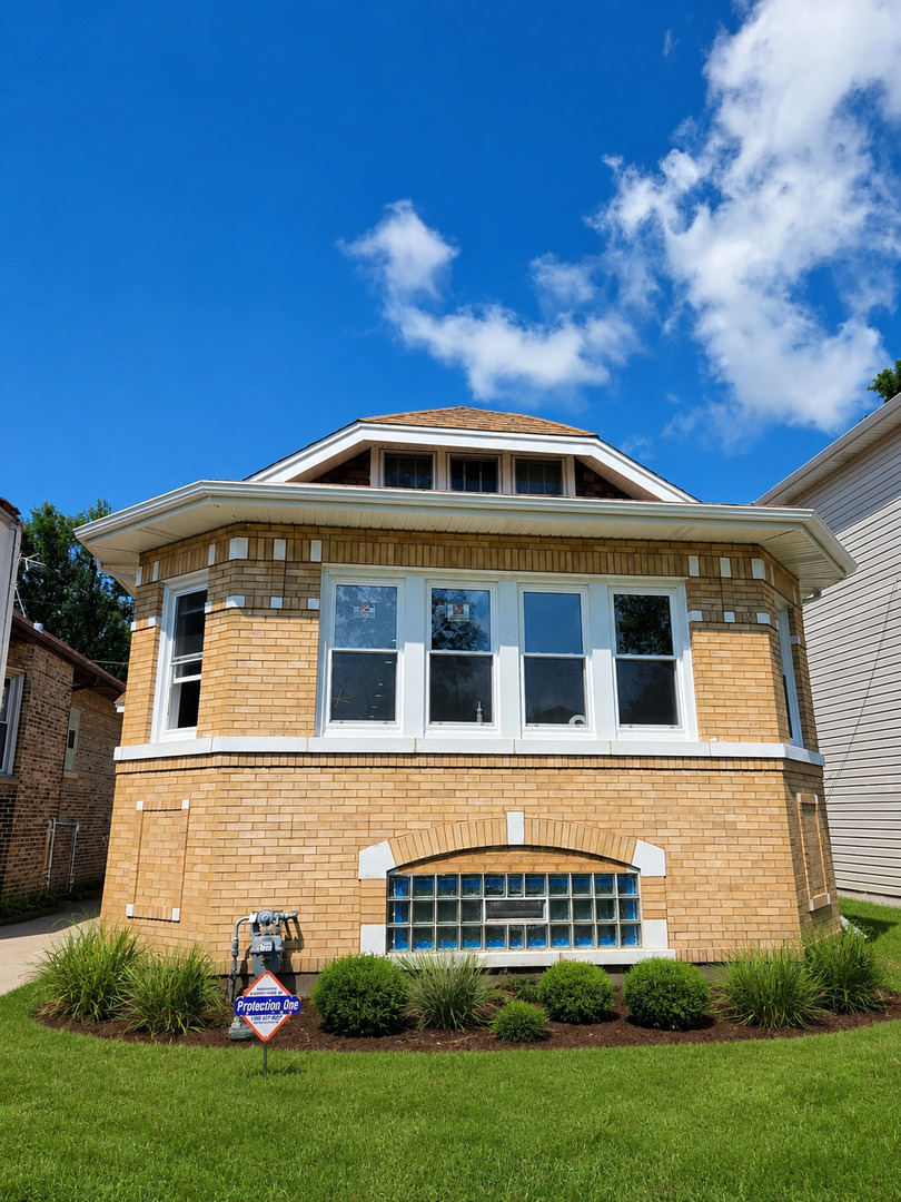12128 S Yale Avenue Property Photo 1