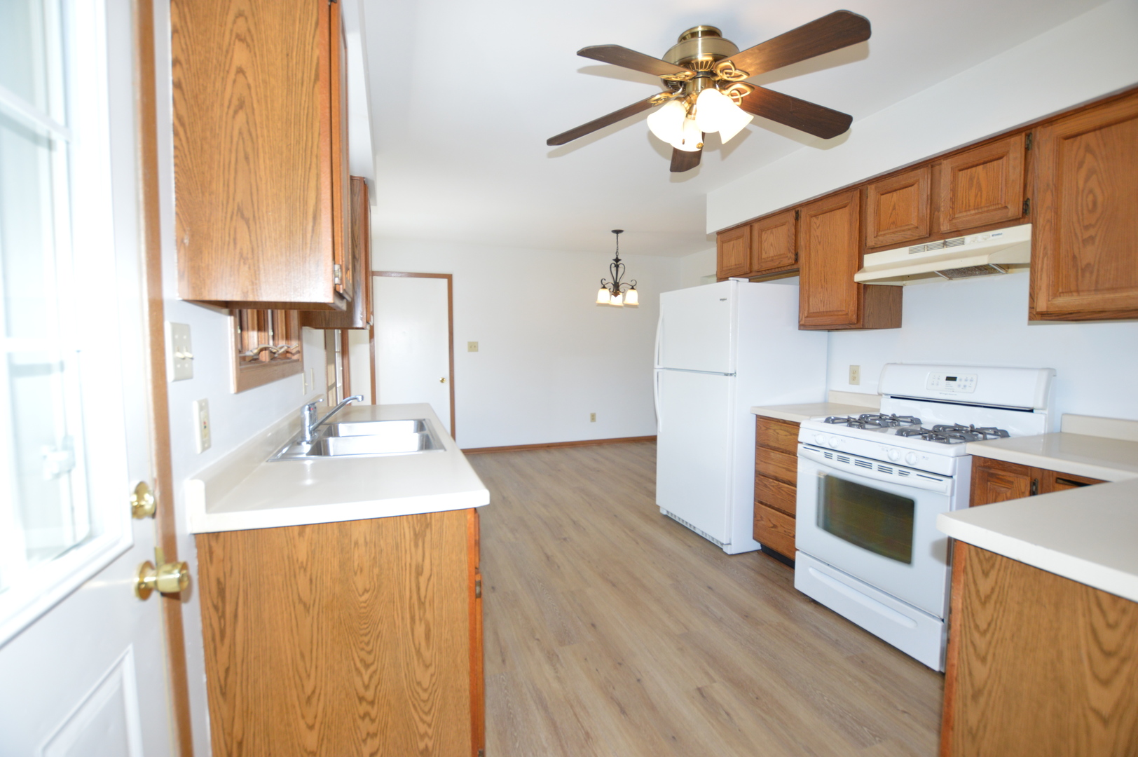 1509 Hickory Street Property Photo 5