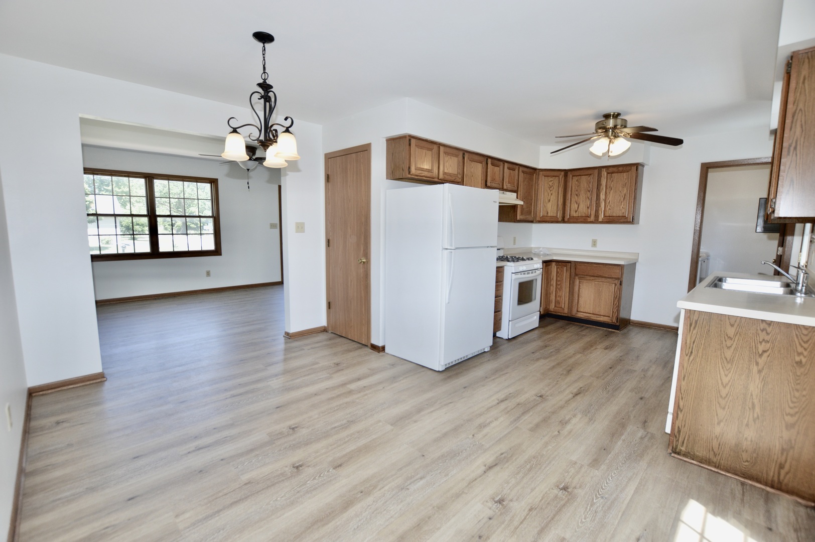 1509 Hickory Street Property Photo 7