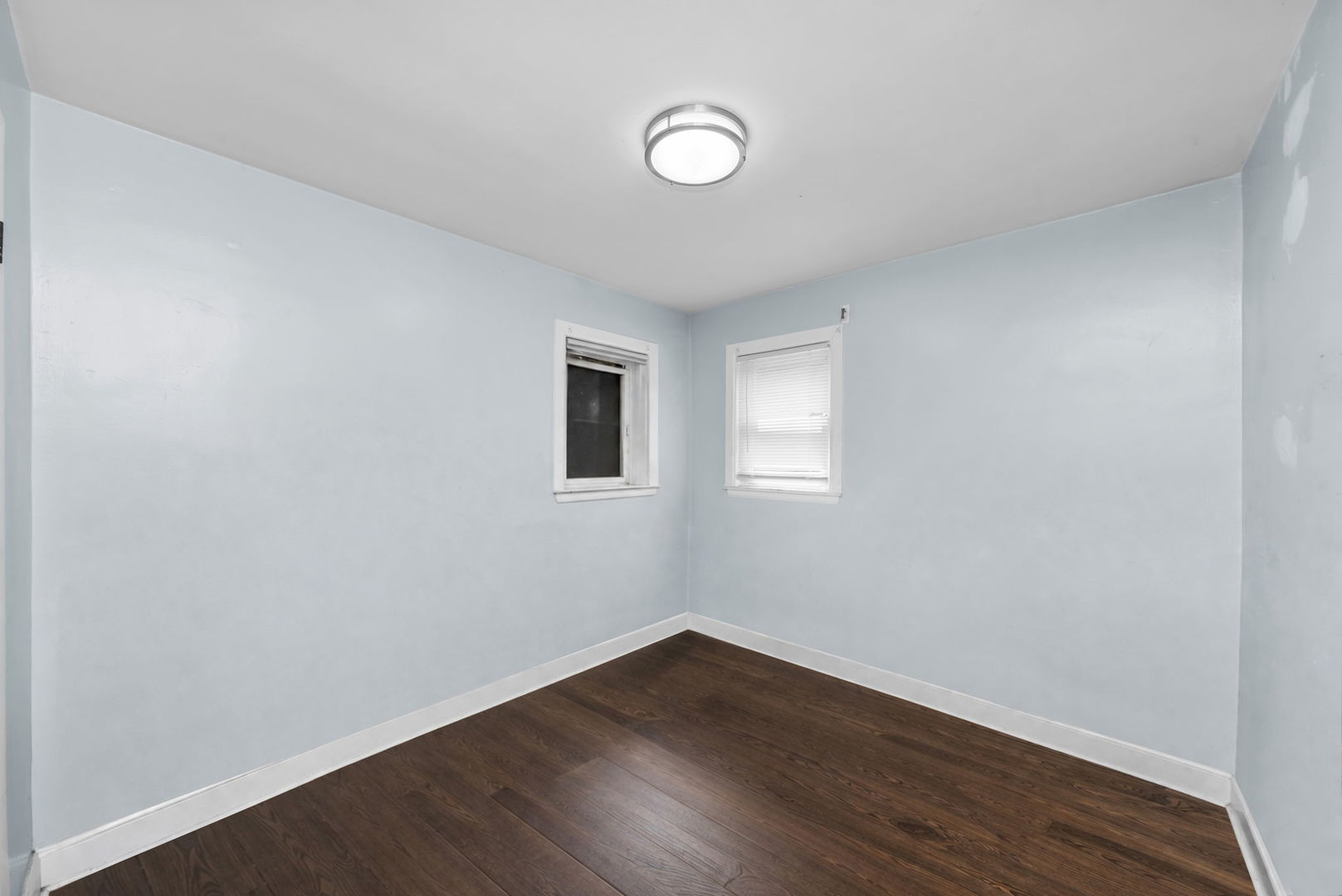 423 Jefferson Street Property Photo 7