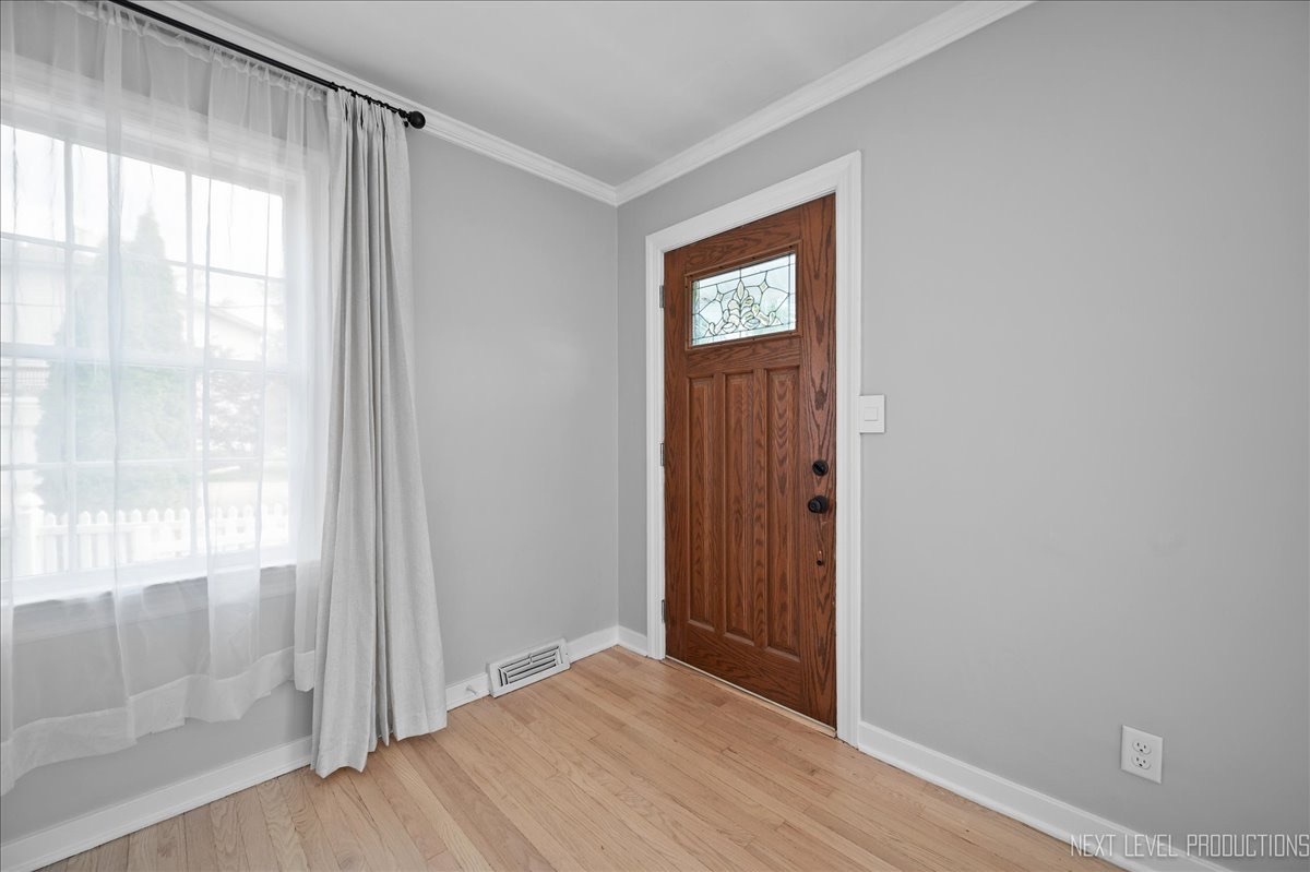 40 S Pine Street Property Photo 3