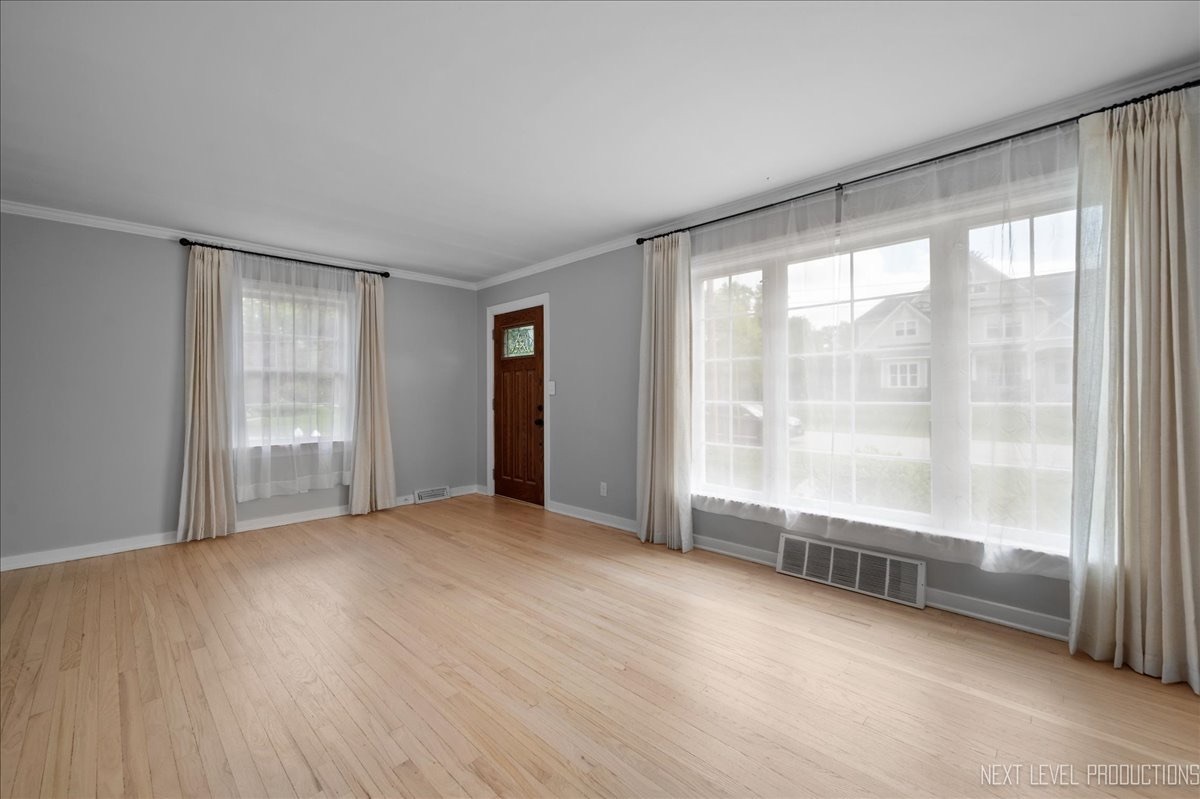 40 S Pine Street Property Photo 4