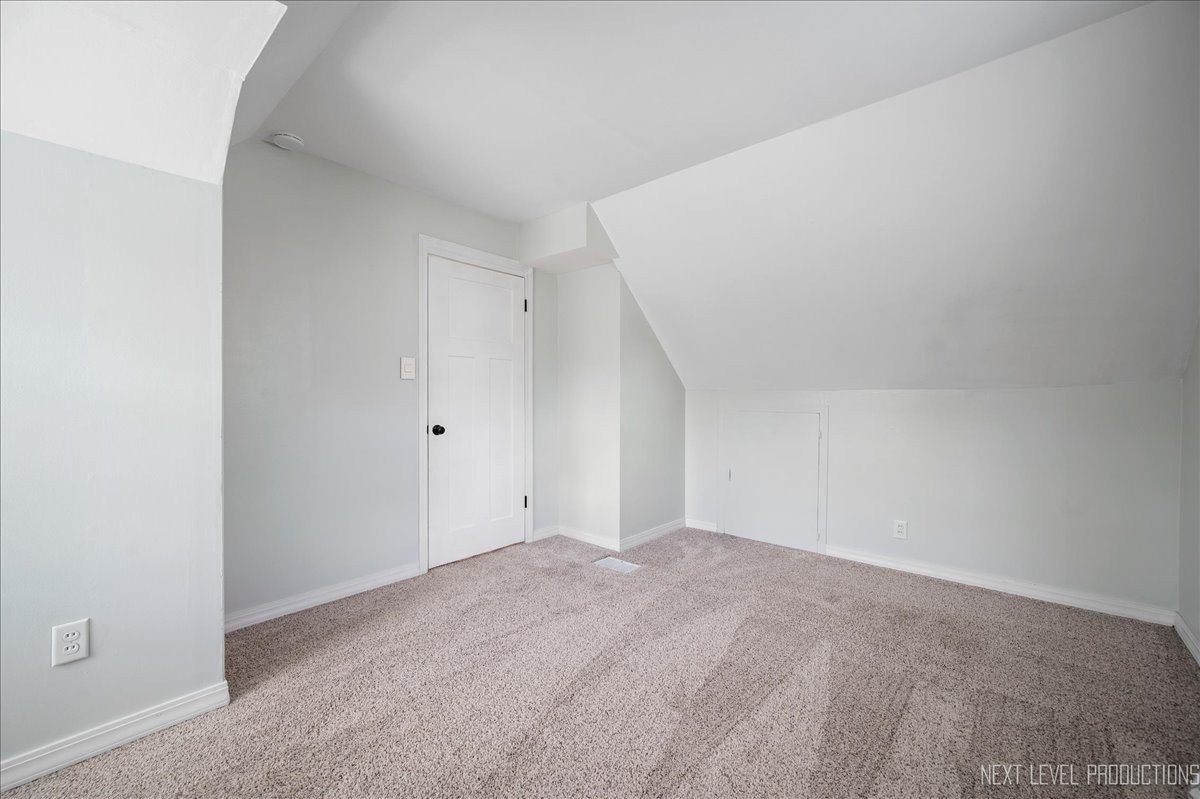 40 S Pine Street Property Photo 15