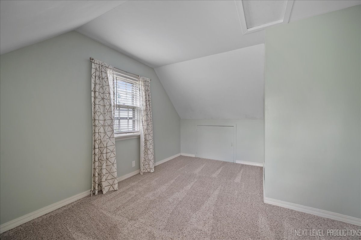 40 S Pine Street Property Photo 17