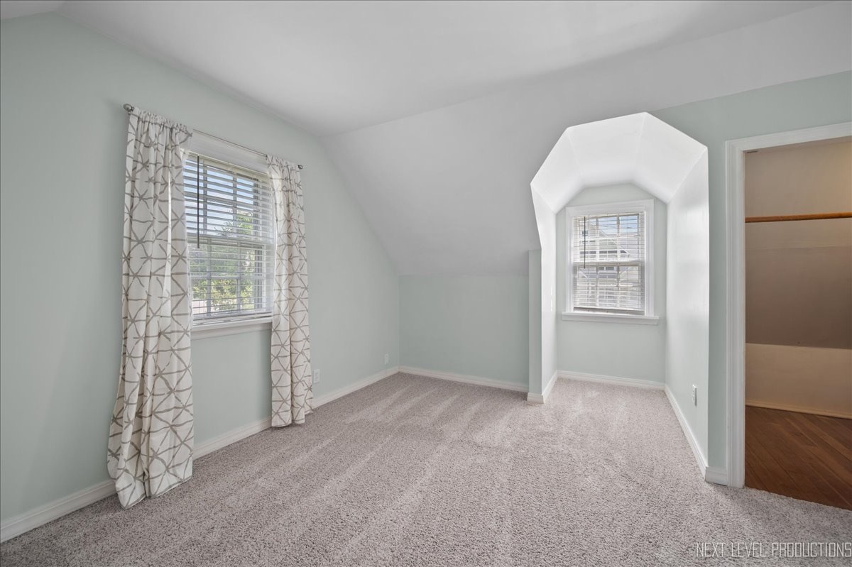 40 S Pine Street Property Photo 18