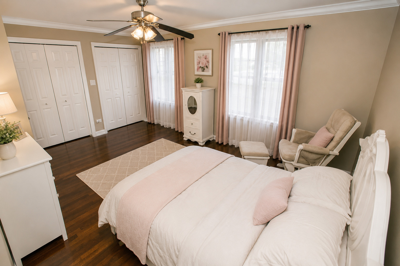 2952 W Warren Boulevard Property Photo 10