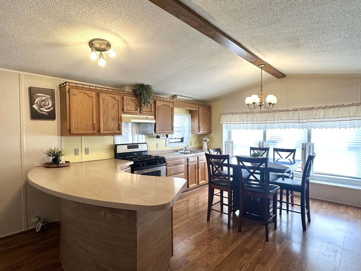 3268 Meadow Drive Property Photo 6