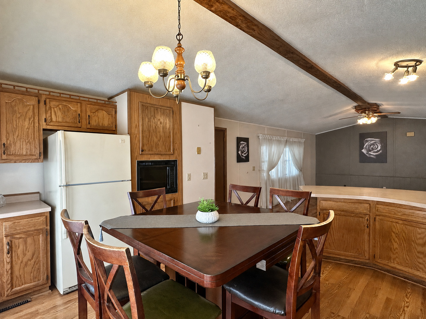 3268 Meadow Drive Property Photo 7