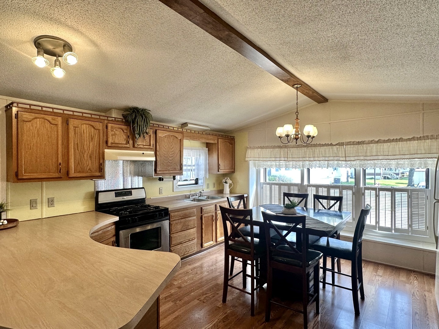 3268 Meadow Drive Property Photo 8