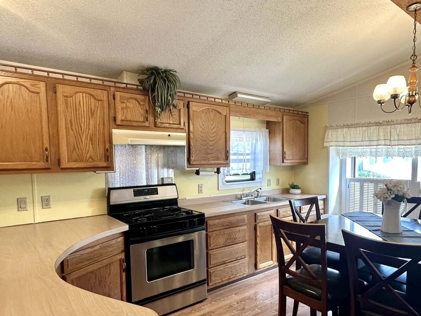3268 Meadow Drive Property Photo 10
