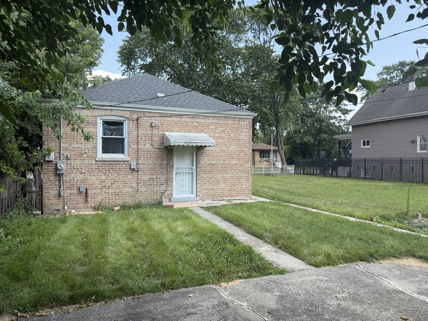 10122 S Wallace Street Property Photo 17