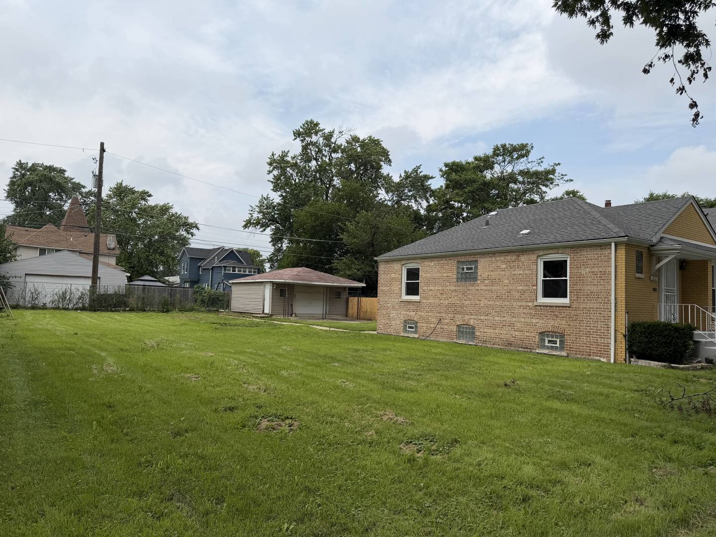 10122 S Wallace Street Property Photo 19