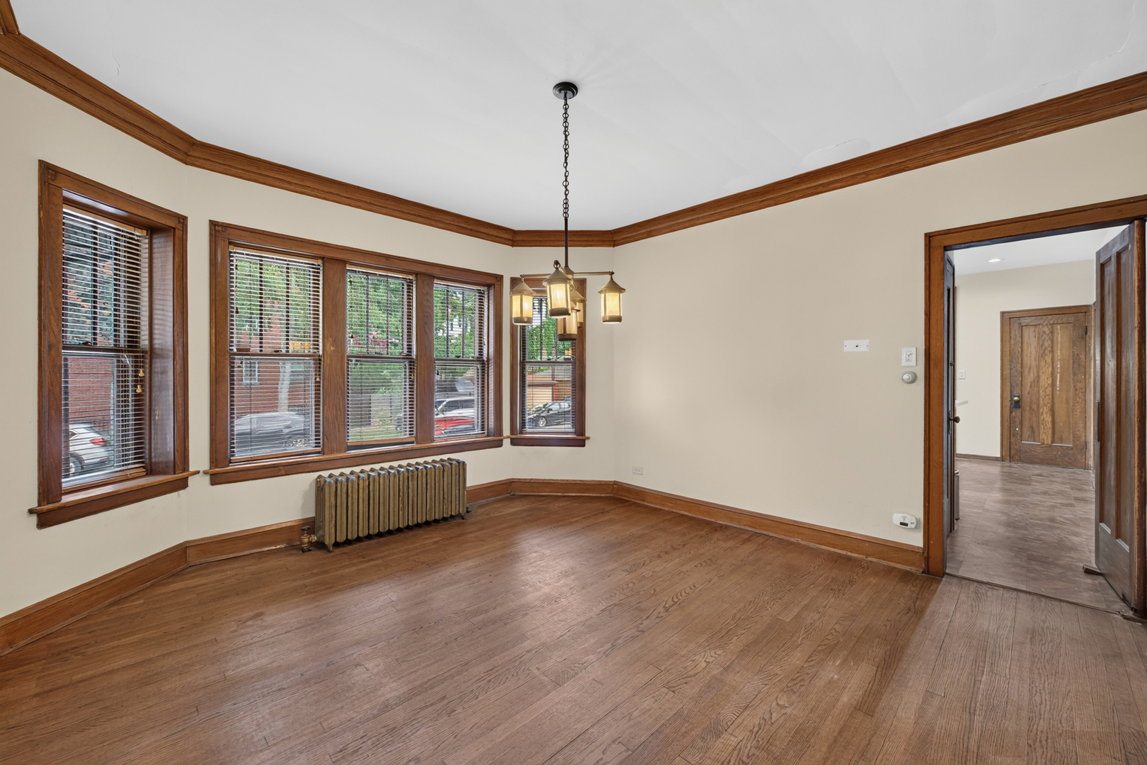 1100 S Scoville Avenue Property Photo 7