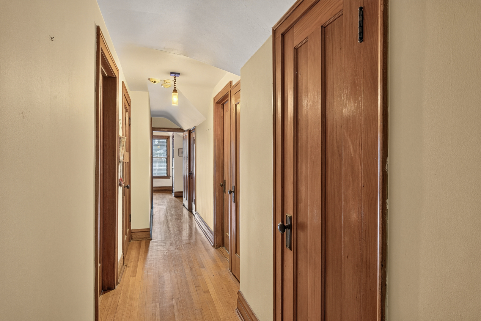 1100 S Scoville Avenue Property Photo 17