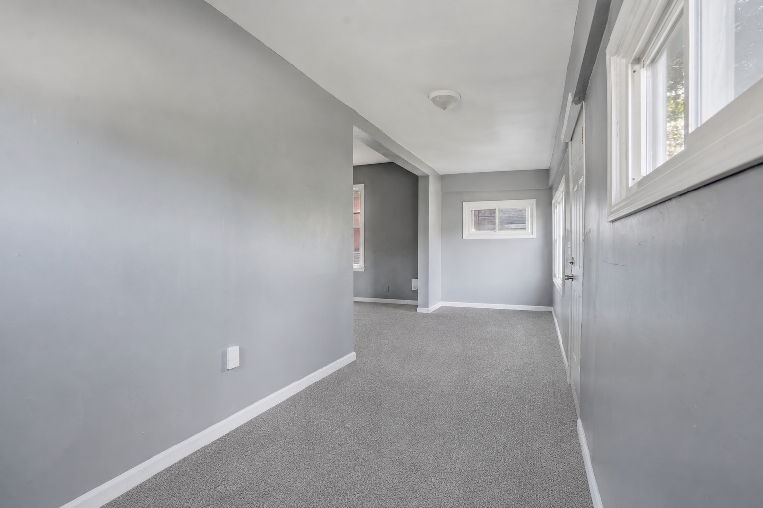 3337 7 1/2 Avenue Property Photo 7