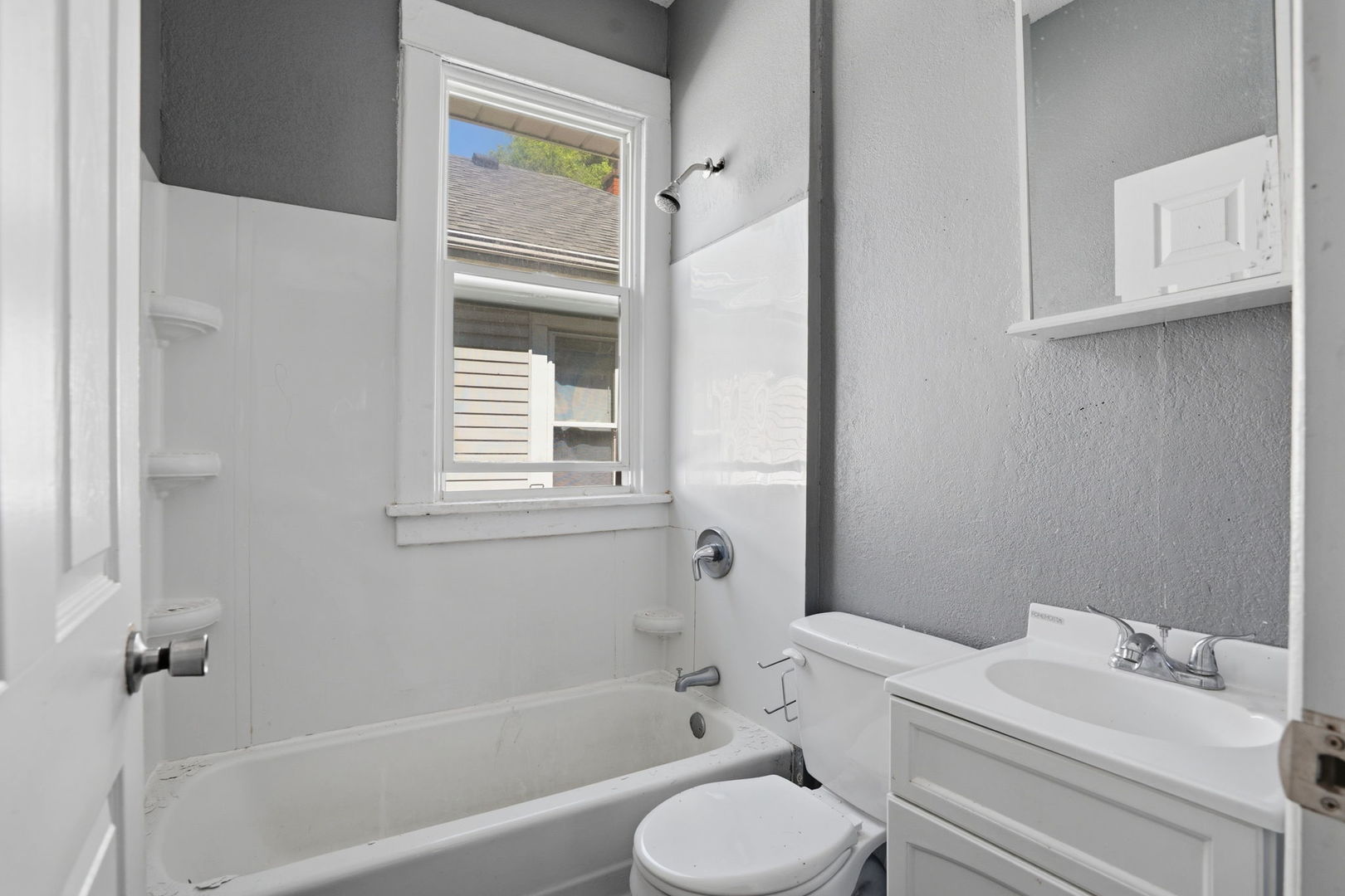 3337 7 1/2 Avenue Property Photo 17
