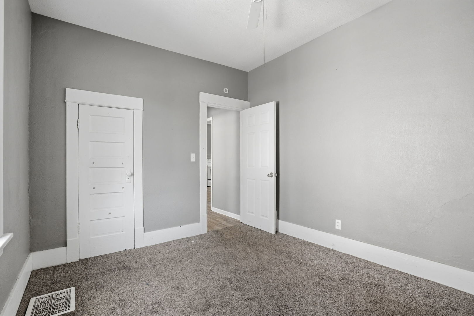 3337 7 1/2 Avenue Property Photo 19