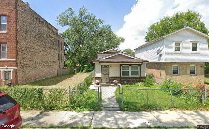 6638 S Carpenter Street Property Photo 1