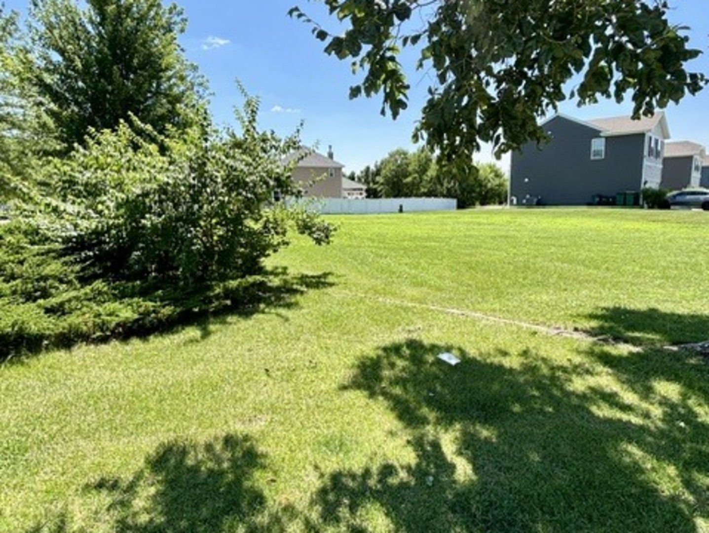47 International Way Property Photo 3