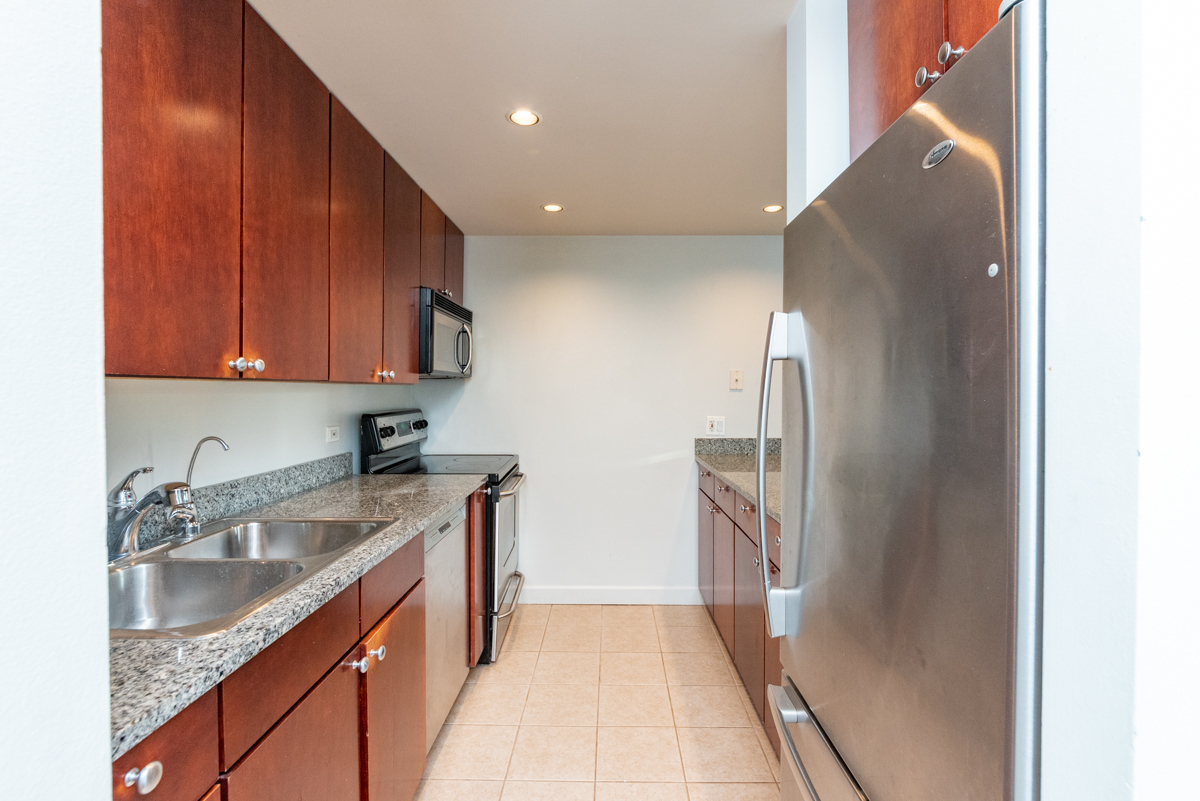 30 E Huron Street 904 Property Photo 6