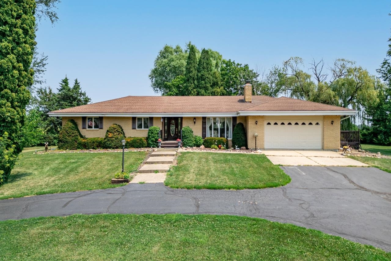 8251 N Quail Ridge Road Property Photo 1