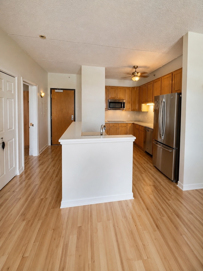 9355 W Irving Park Road 509 Property Photo 4