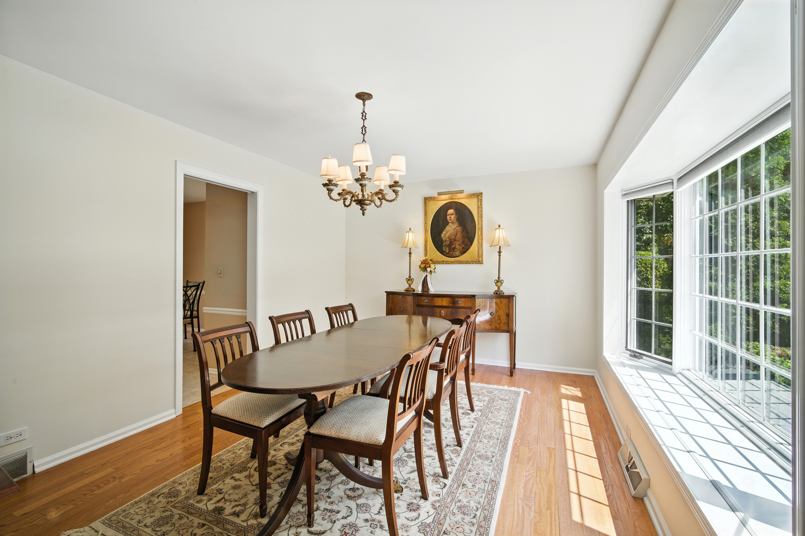 6 Londonderry Lane Property Photo 7
