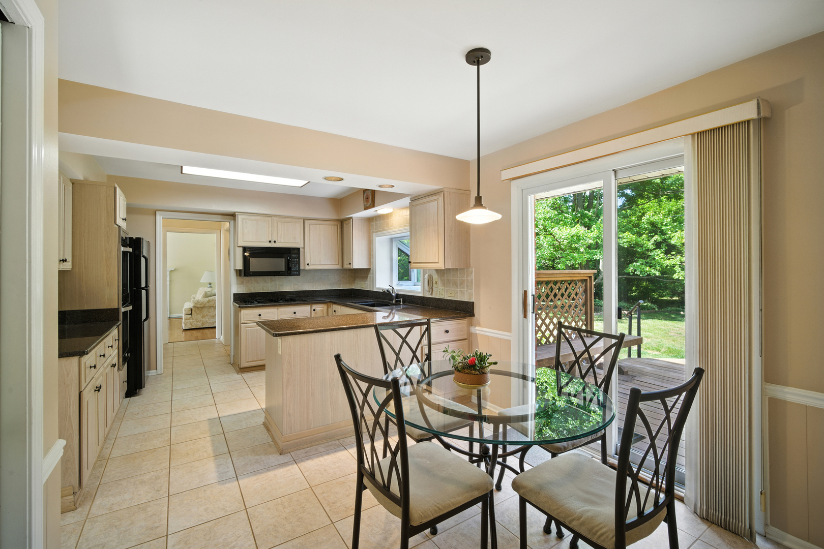 6 Londonderry Lane Property Photo 10