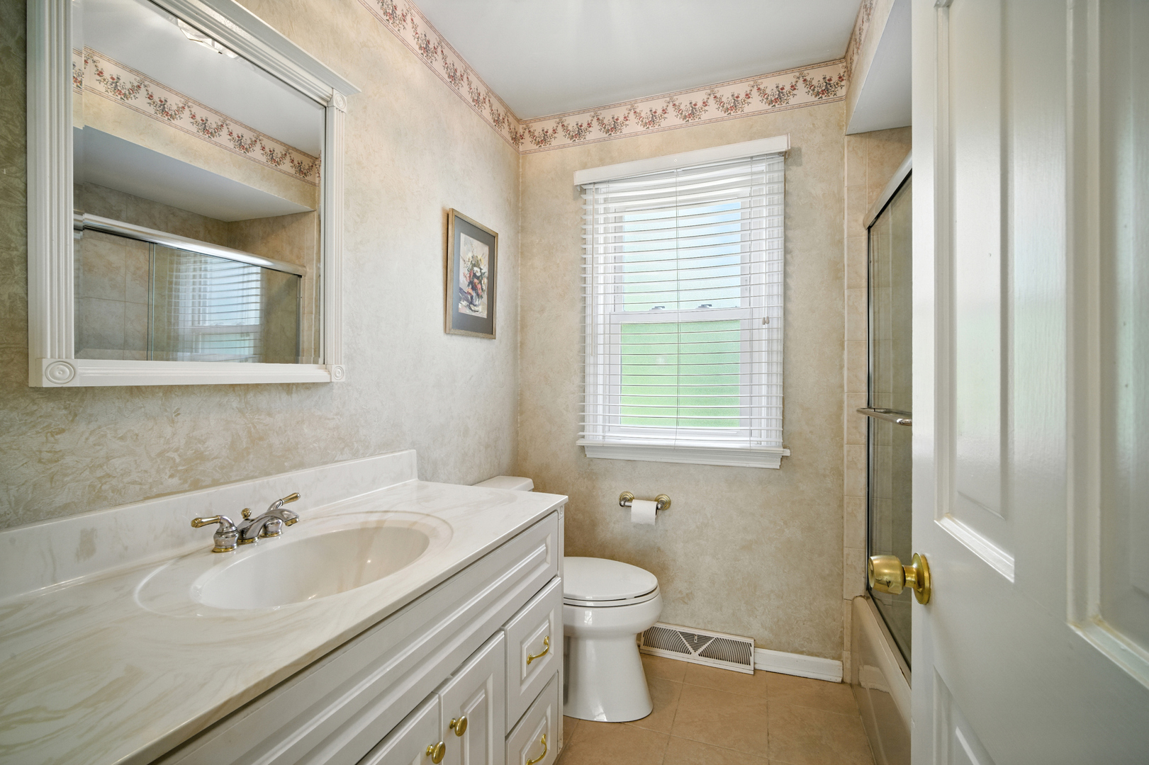 6 Londonderry Lane Property Photo 19
