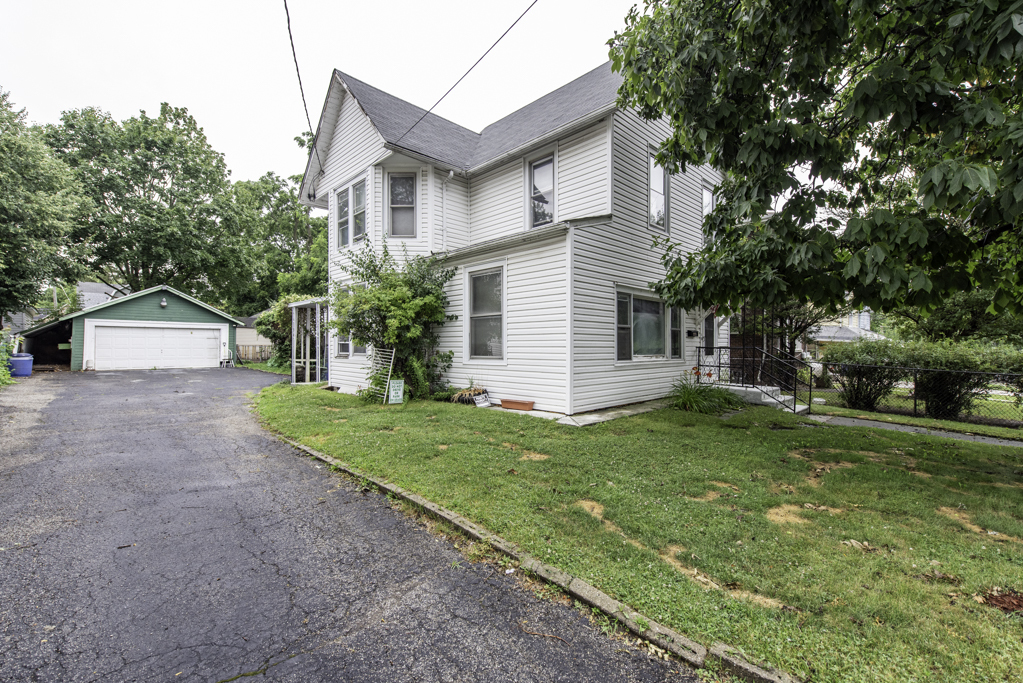 224 S Lincoln Avenue Property Photo 1