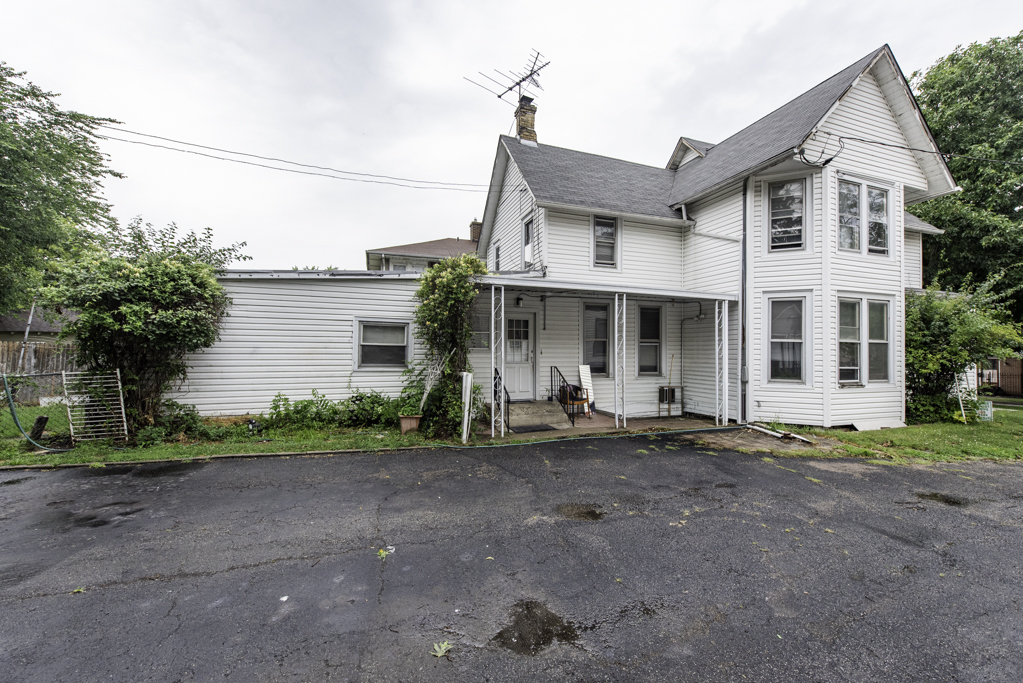 224 S Lincoln Avenue Property Photo 2