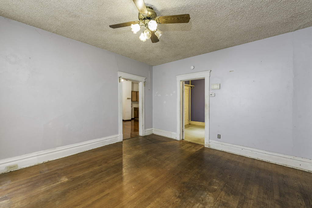 224 S Lincoln Avenue Property Photo 9