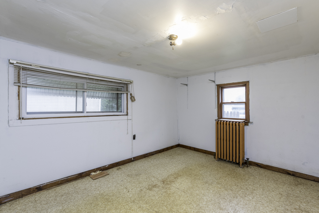 224 S Lincoln Avenue Property Photo 15