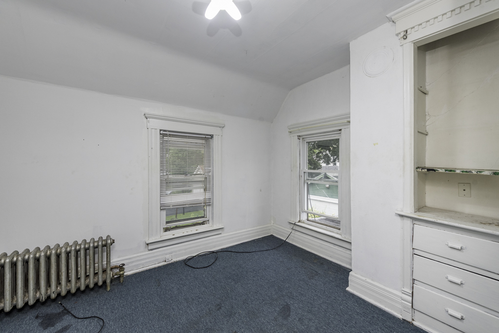 224 S Lincoln Avenue Property Photo 25