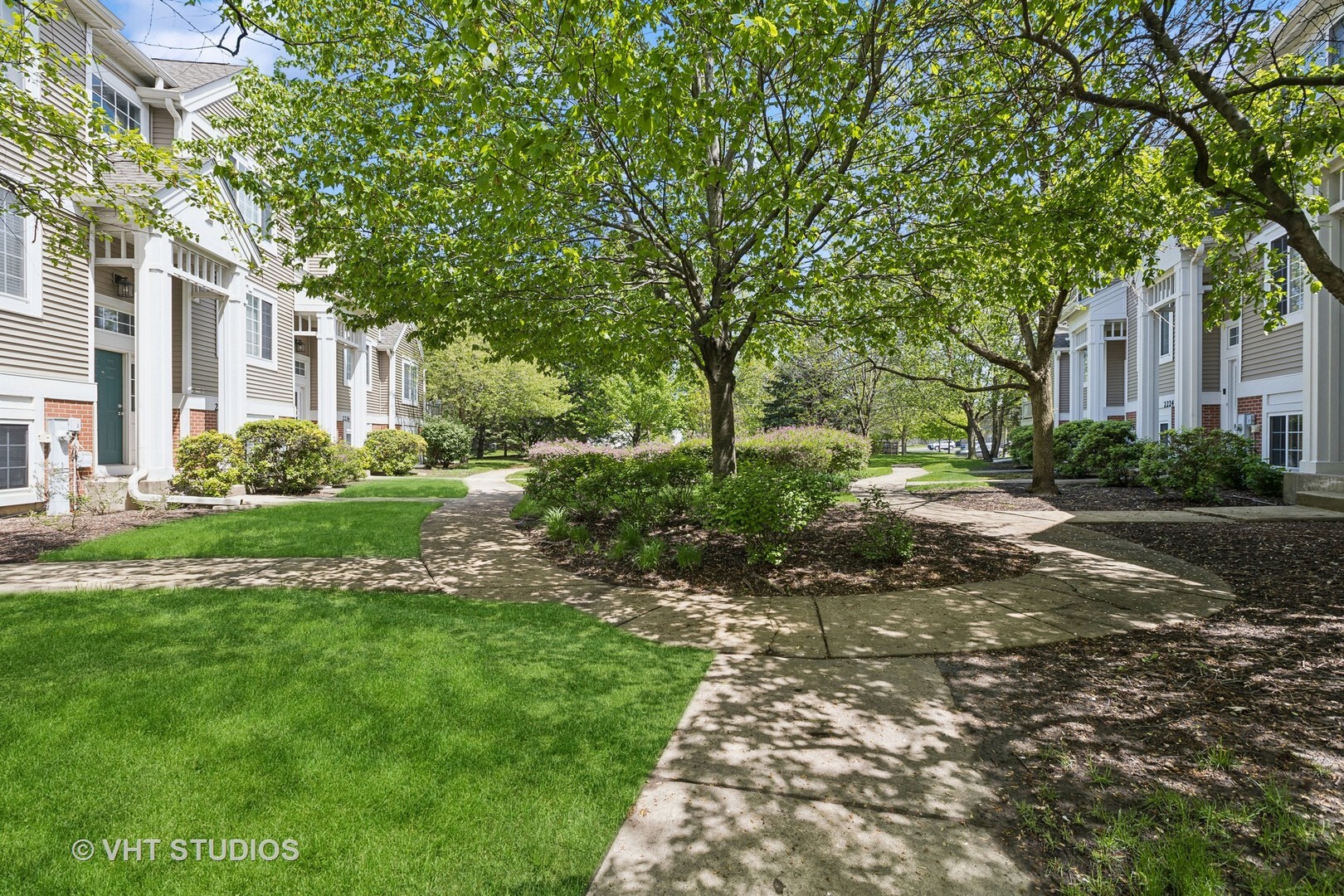 2222 Daybreak Drive Property Photo 2
