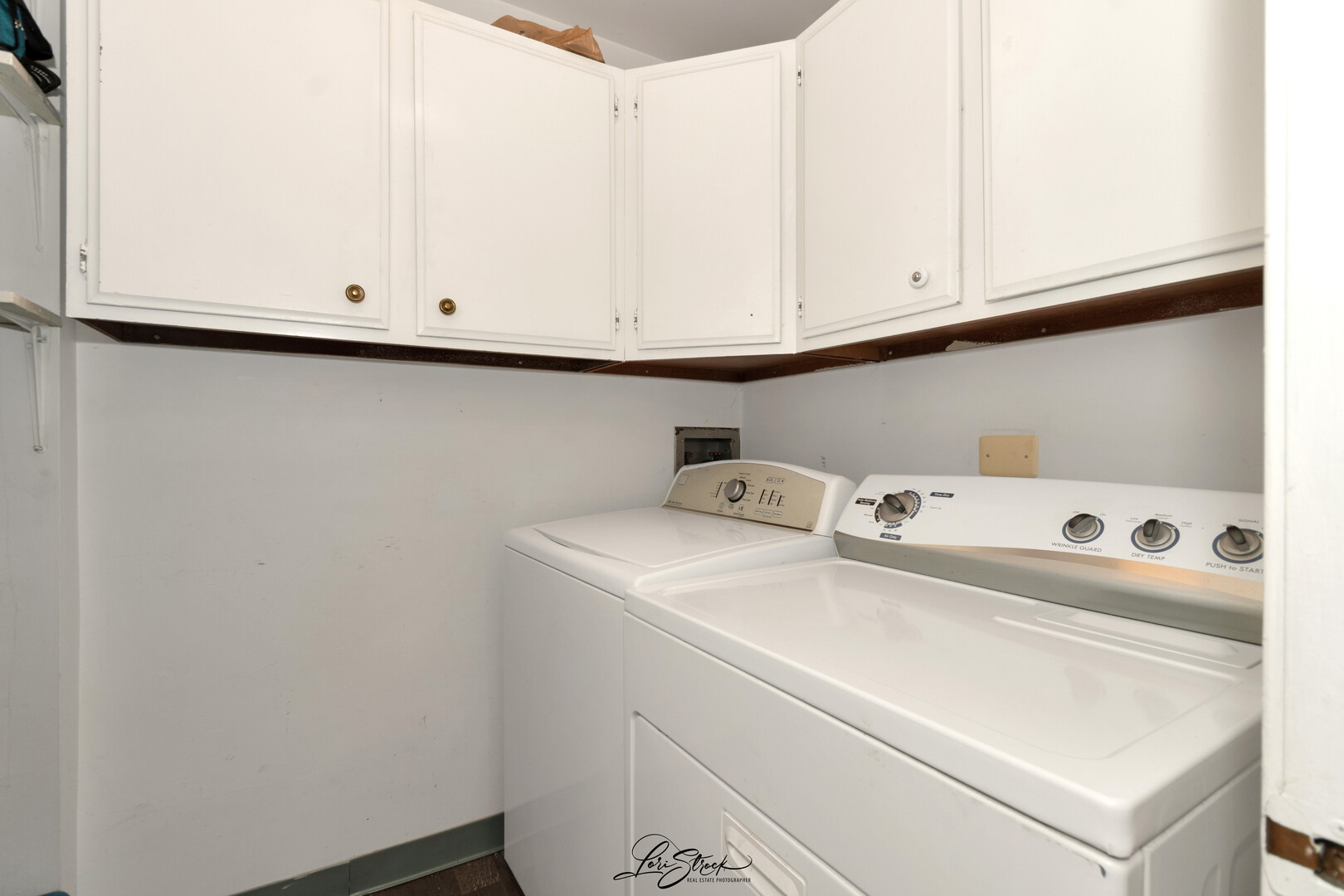 11210 S Cherry Court 52d Property Photo 11