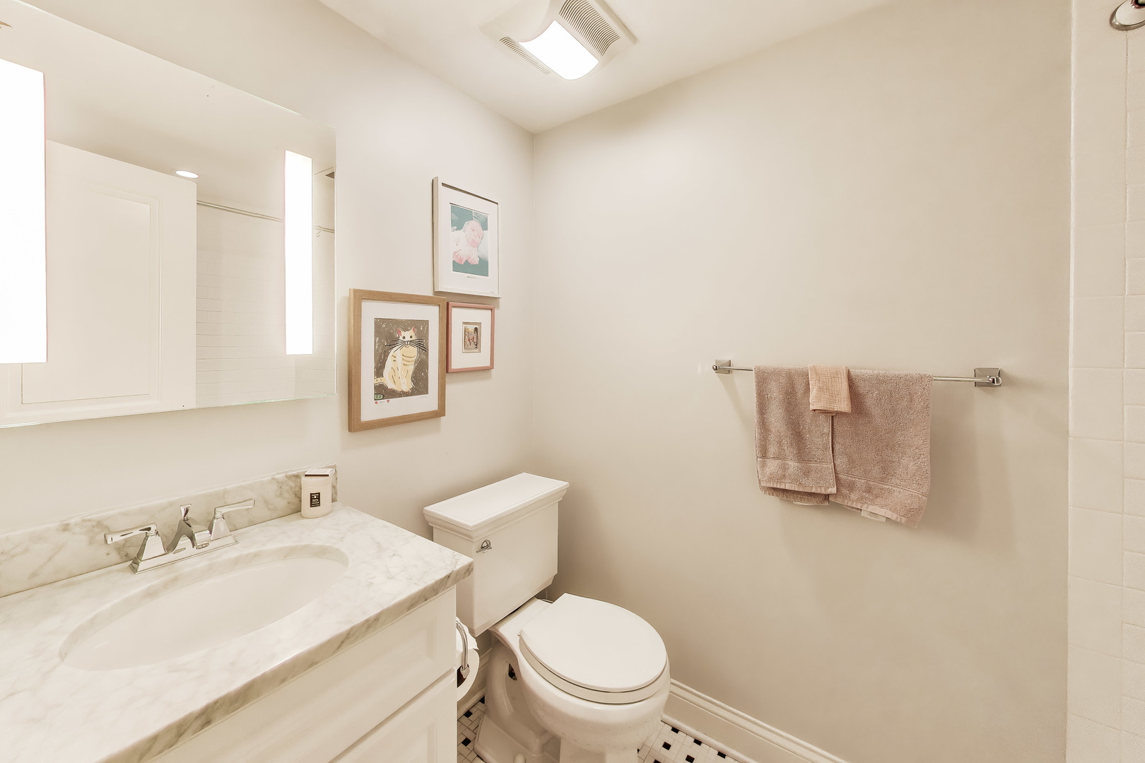 2112 W Cortland Street 1 Property Photo 21