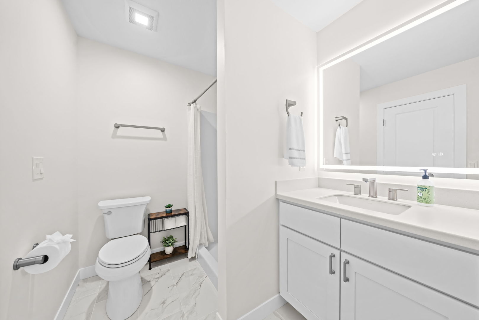 3210 Piper Court Property Photo 20