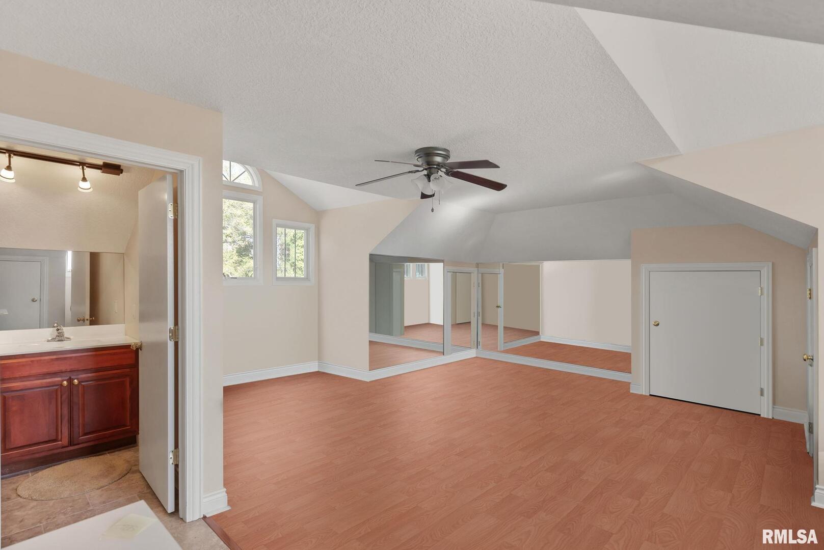 1446 Clay Street Property Photo 39