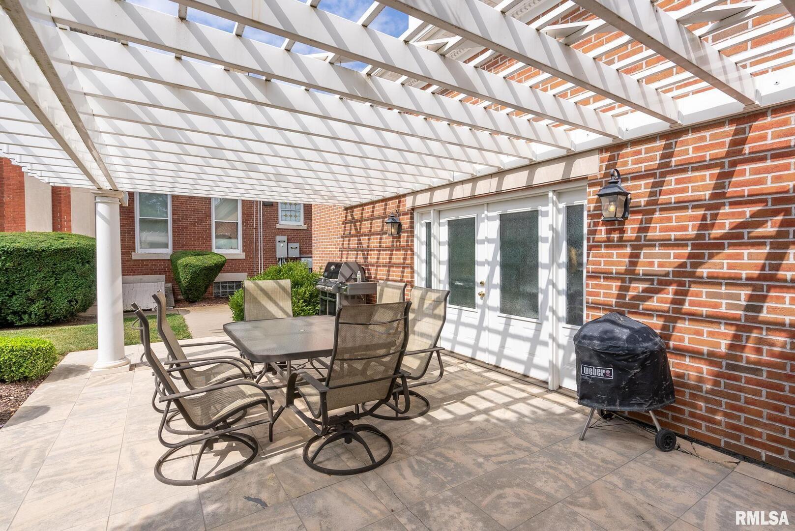 1446 Clay Street Property Photo 43