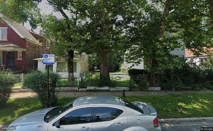 6738 S Bishop Street Property Photo 1