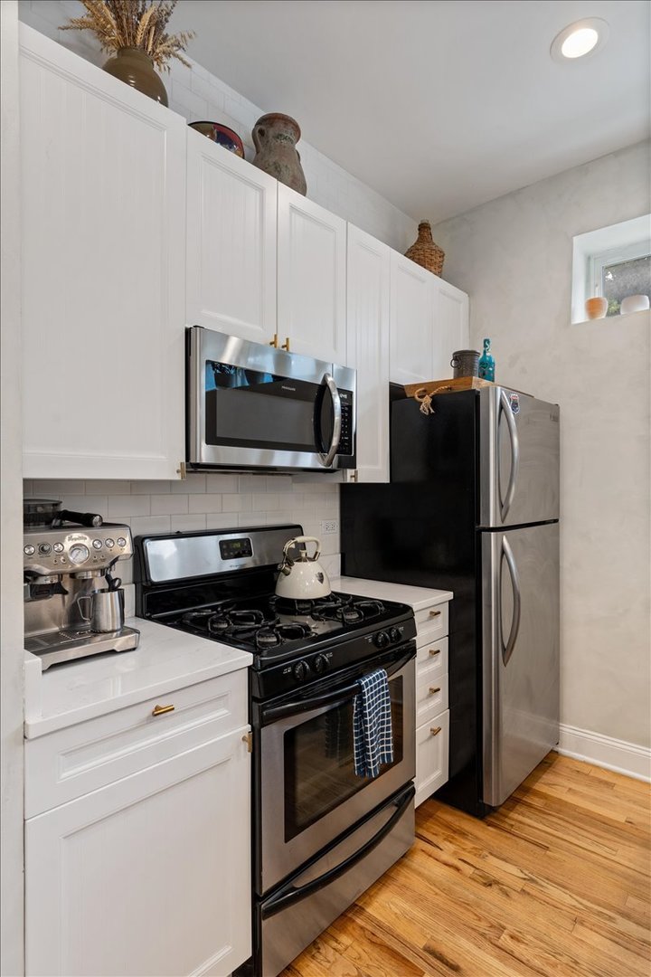 1861 N Hoyne Avenue 1f Property Photo 10