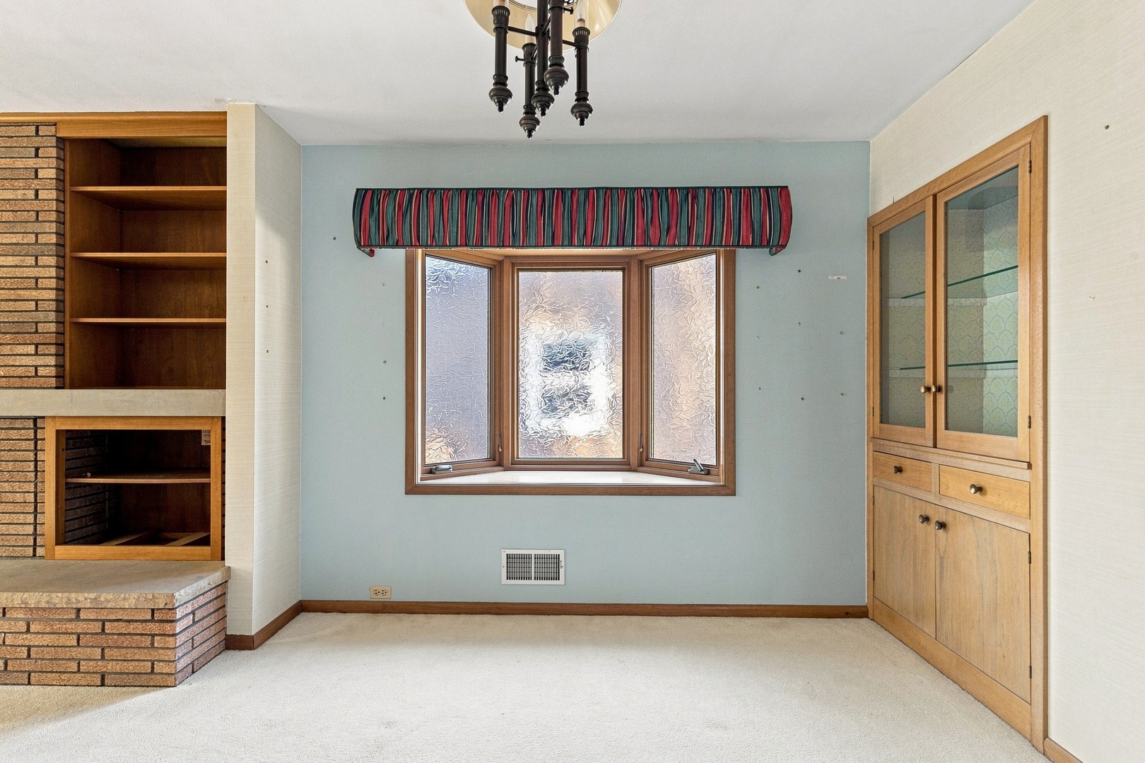 1831 45th Street Property Photo 11